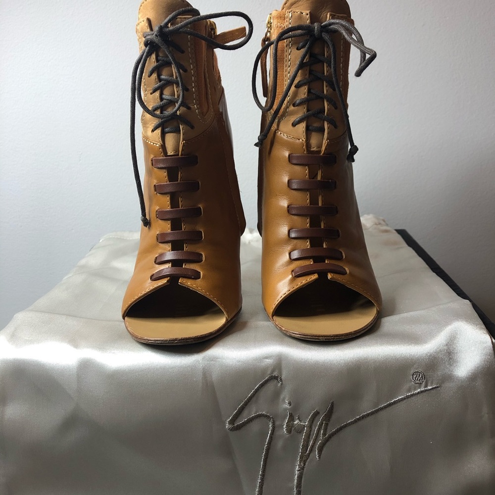 Giuseppe Zanotti Booties